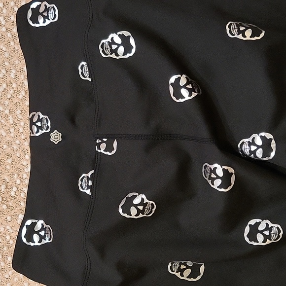 Nanette Lepore Leggings - Picture 7 of 8